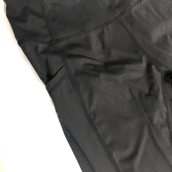 FiTTheorem Double Pocket Black Leggings - Picture 4 of 6